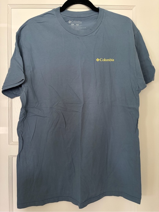Columbia Other - Columbia Men’s Short-Sleeve Tee in Dusty Blue with Yellow Logo
